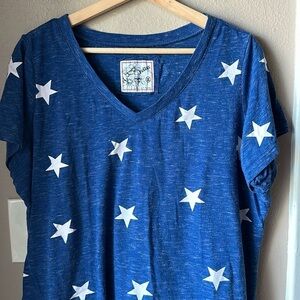 REFLEX Stars Short Sleeve V-Neck Tee